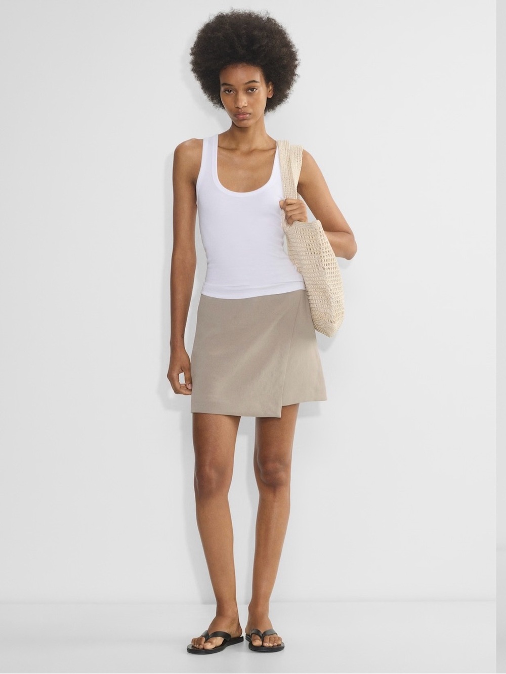 Aritzia Pemberley skort